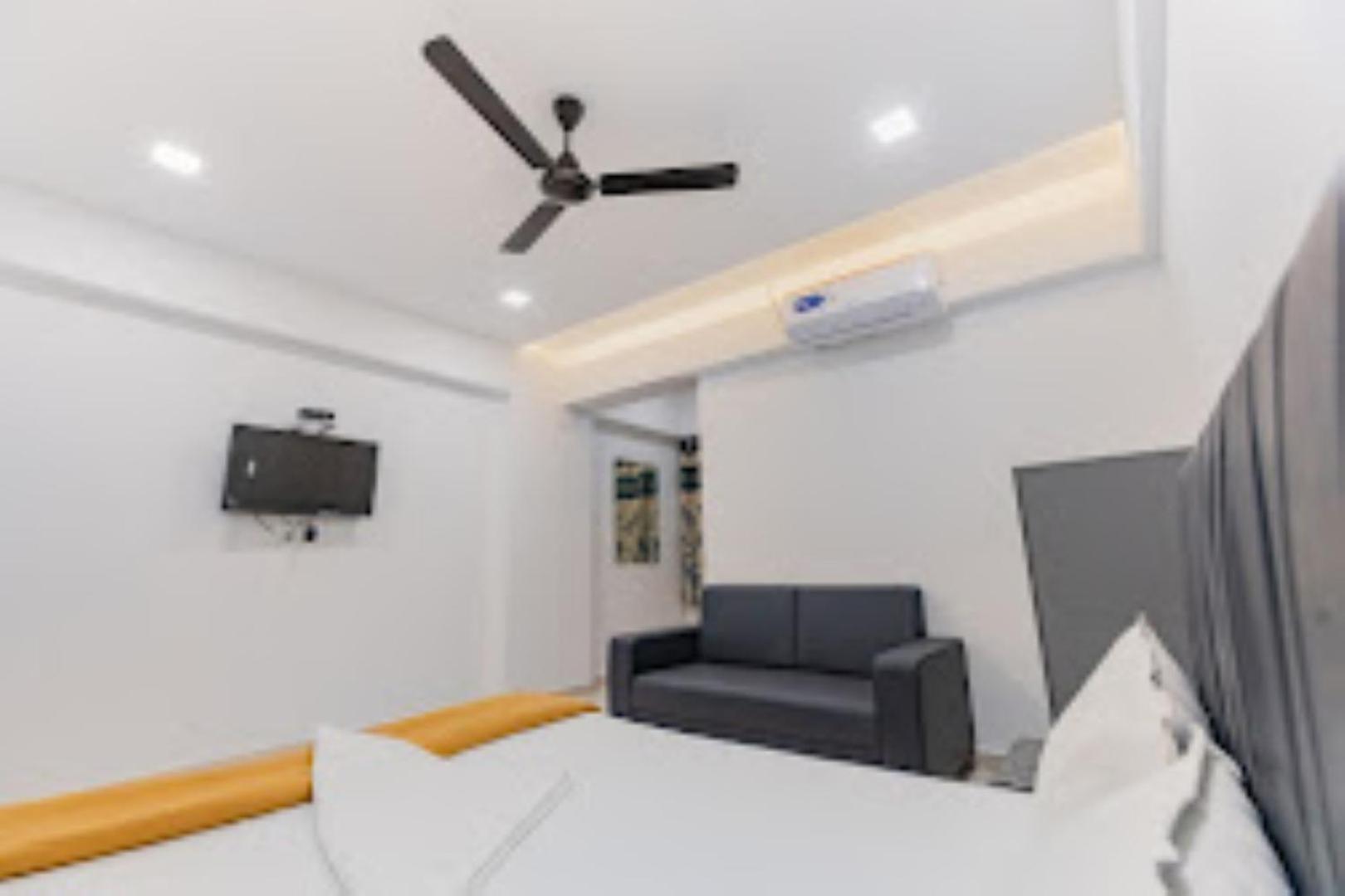 Lennox Hotel , سورات المظهر الخارجي الصورة