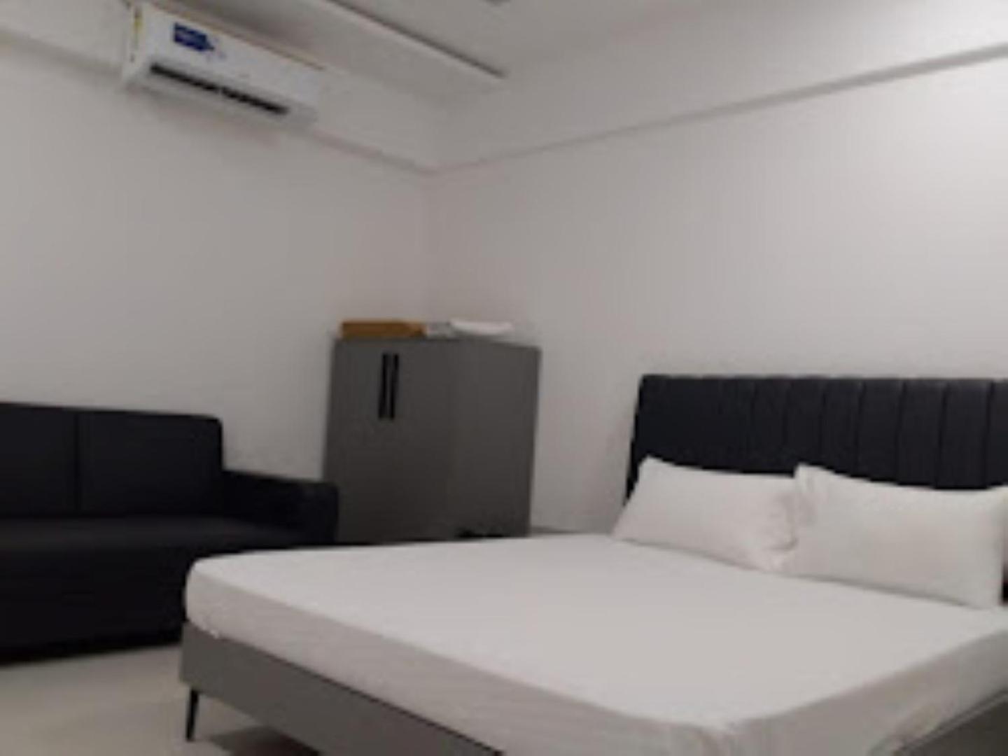 Lennox Hotel , سورات المظهر الخارجي الصورة