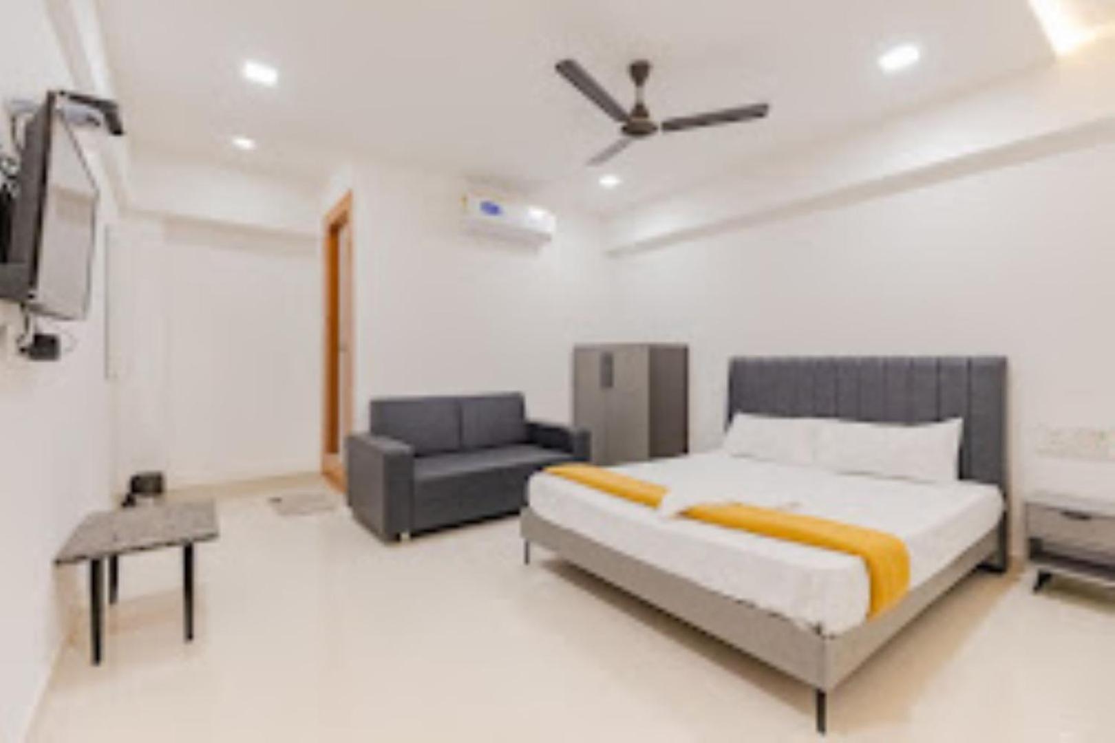 Lennox Hotel , سورات المظهر الخارجي الصورة