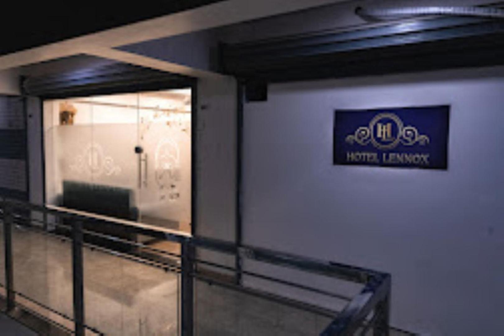 Lennox Hotel , سورات المظهر الخارجي الصورة